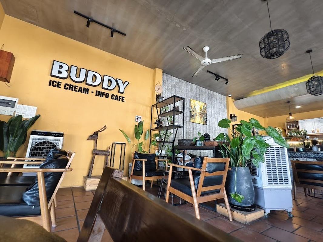 여행객 필수 매장 버디 아이스크림 & 카페
