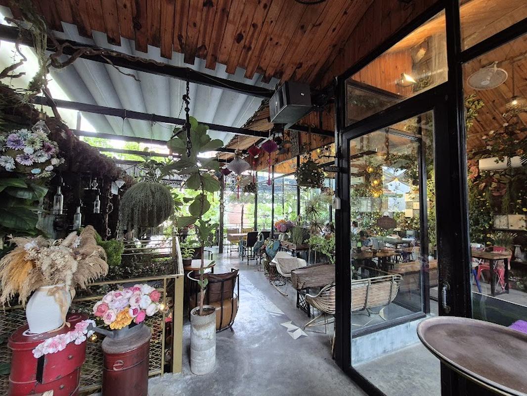 정글 커피, 나트랑 여행 중 방문