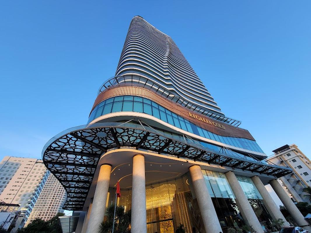 나트랑 침향탑 레갈리아 골드 호텔 사진