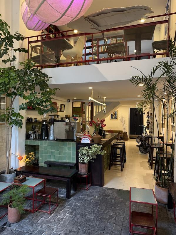 사진 찍기 좋은 매장 K 카페