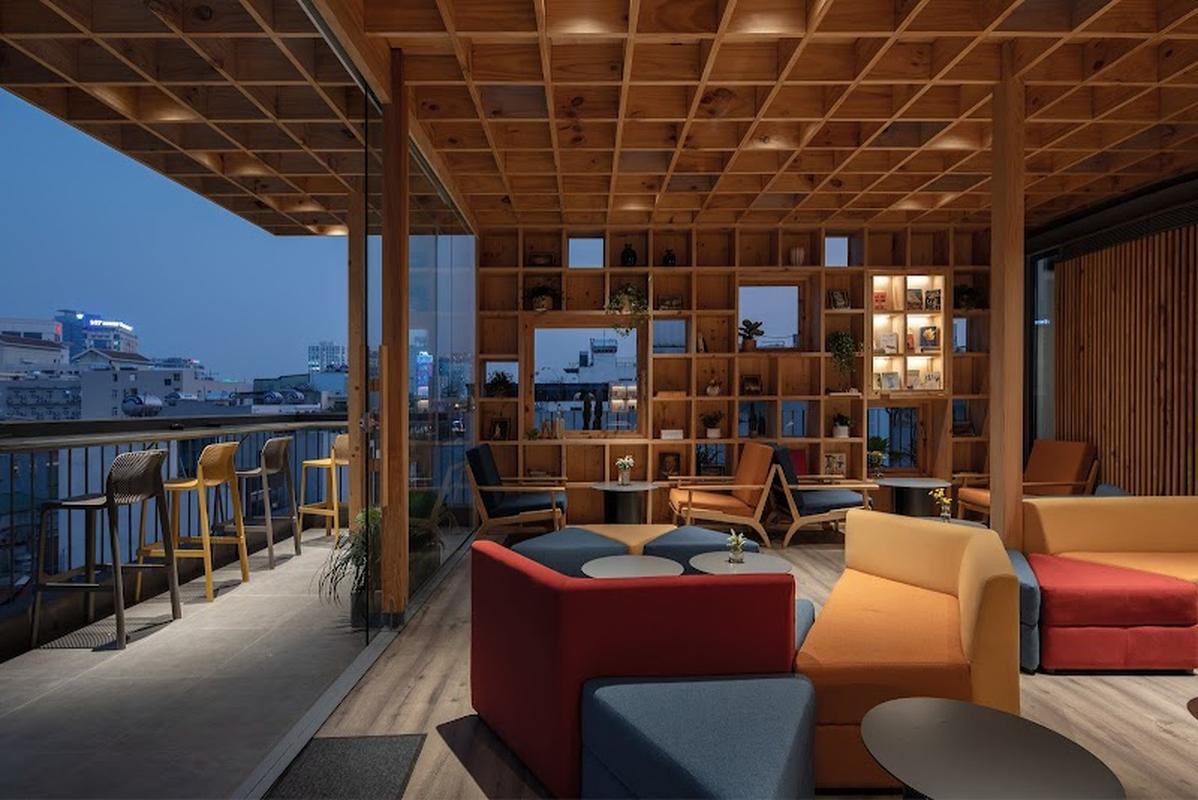 재지 카페, 하노이 여행 중 방문