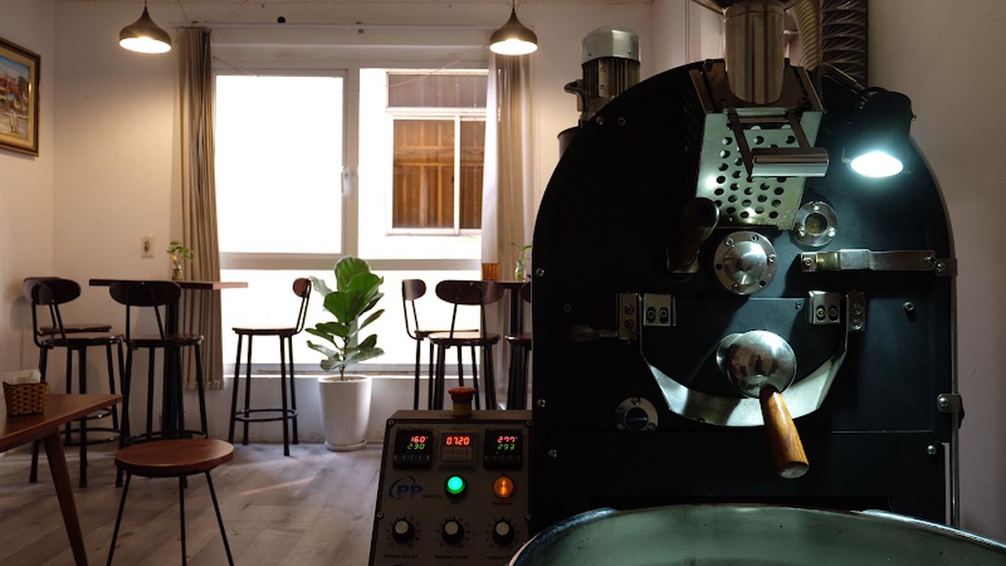 조용한 매장 드림 빈스 커피 로스터리