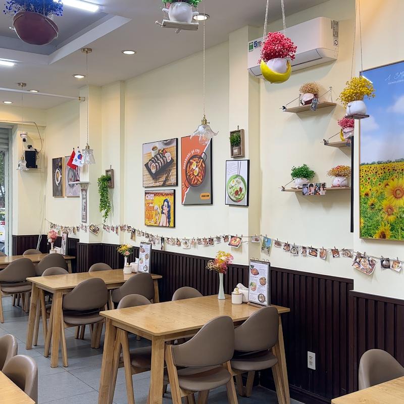 키친 안 기 콩 두억, 호치민 여행 중 방문