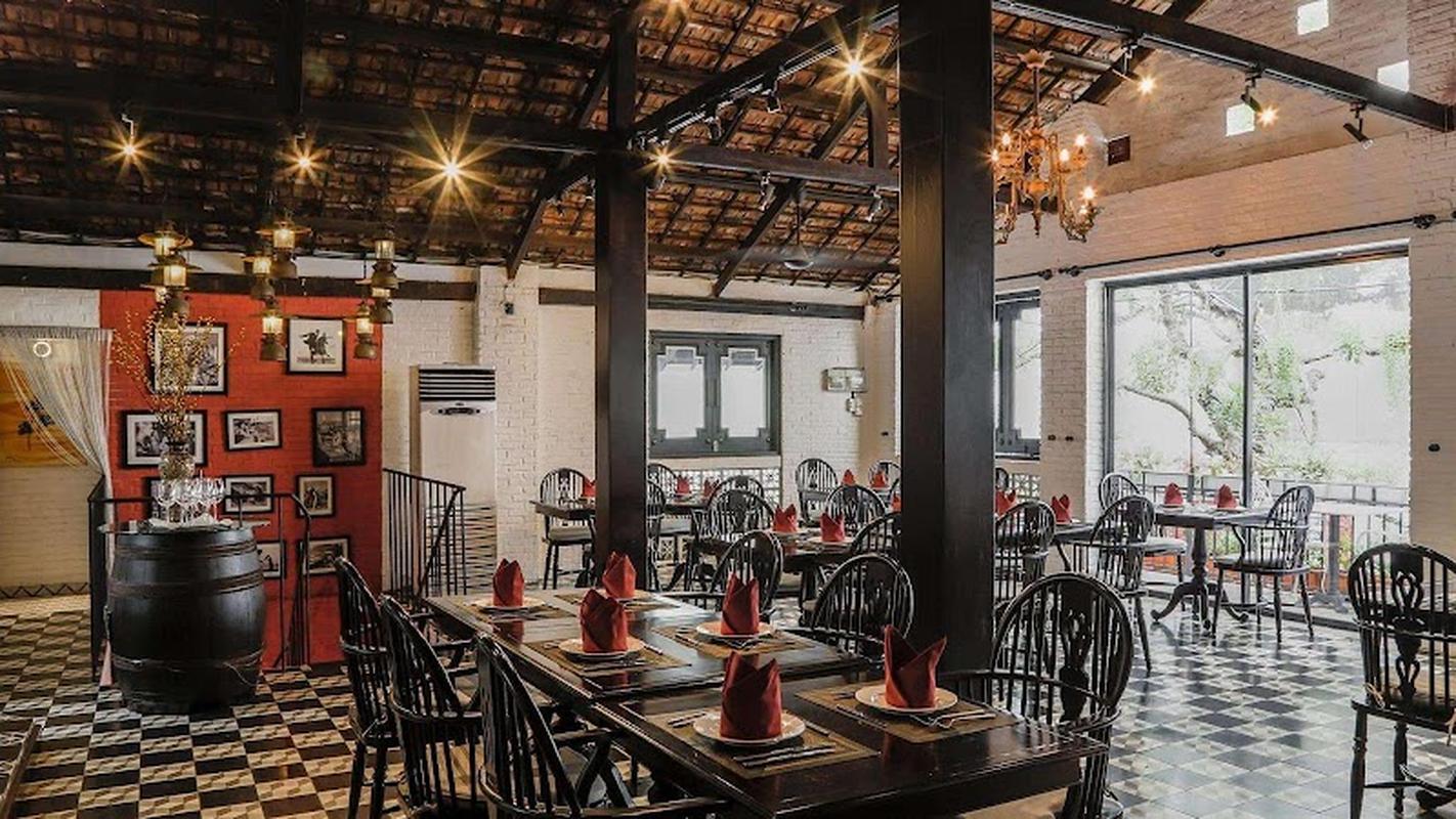 핫플로 유명한 매장 라 메종 와인 다이닝