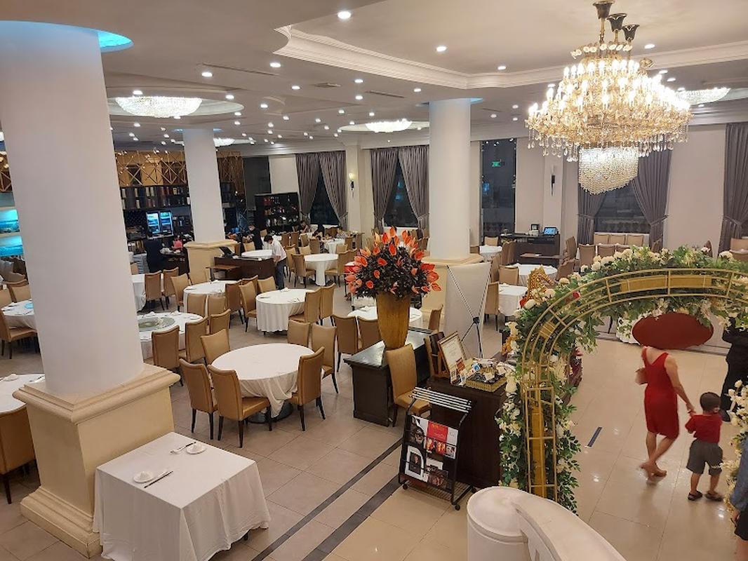 핫플로 유명한 매장 오션 팰리스