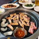 분위기 있는 푸꾸옥 그릴드 블랙 포크 집 하영 썸네일