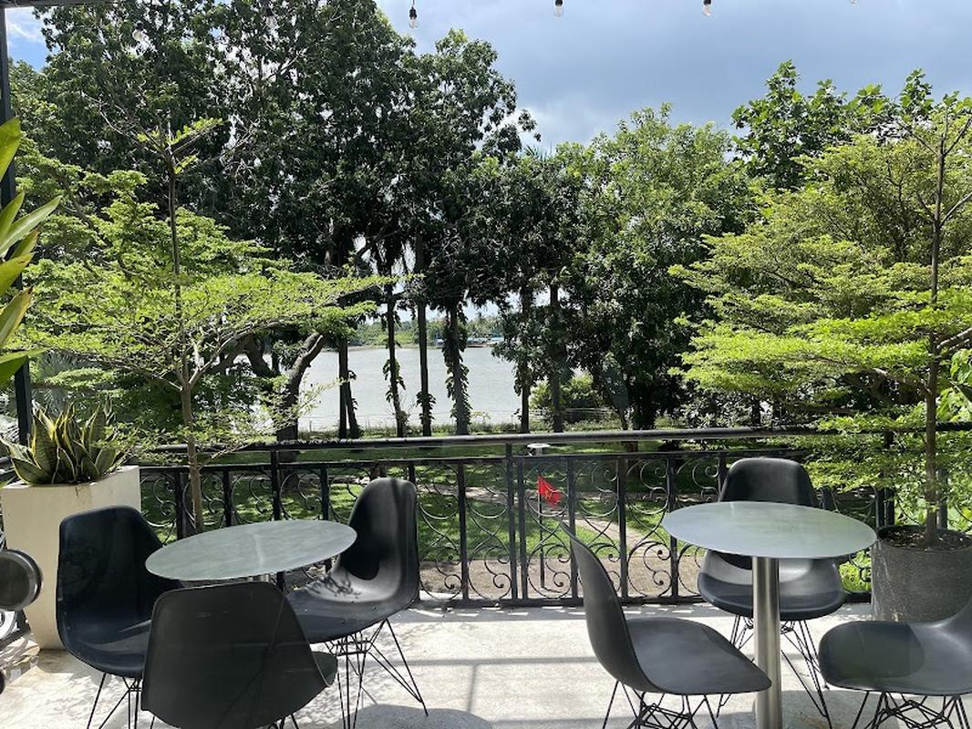 인스타 감성의 빈홈센트럴파크 보스가우루스 커피 로스터스