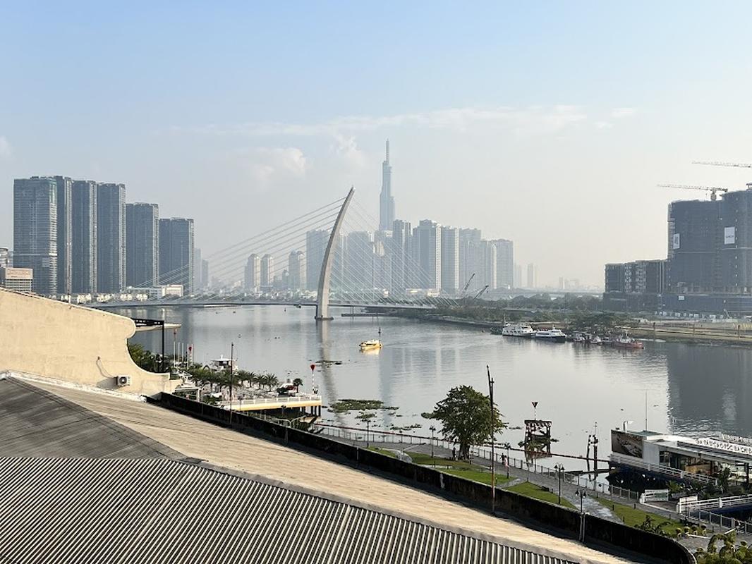 트렌디한 벤탄시장 호텔 마제스틱 사이공