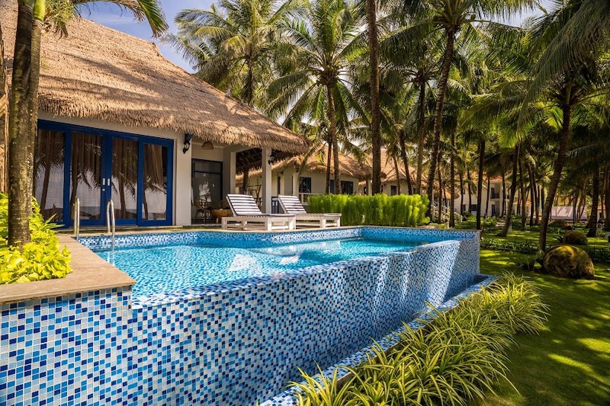 분위기 있는 딘커우사원 엘아쥬르 리조트 앤 스파 푸꾸옥