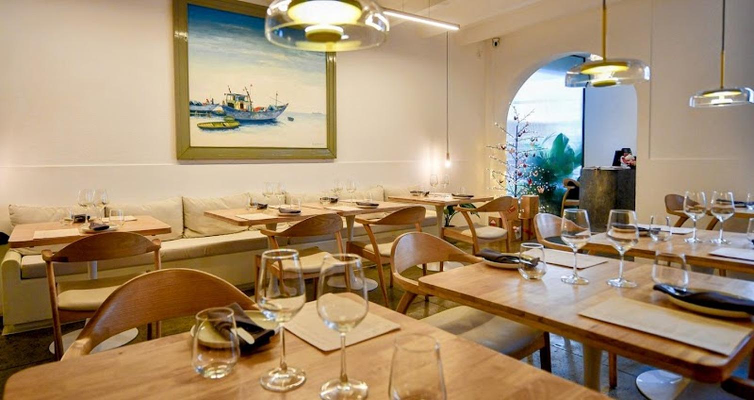 사진 찍기 좋은 딘커우사원 나게 이터리 푸꾸옥