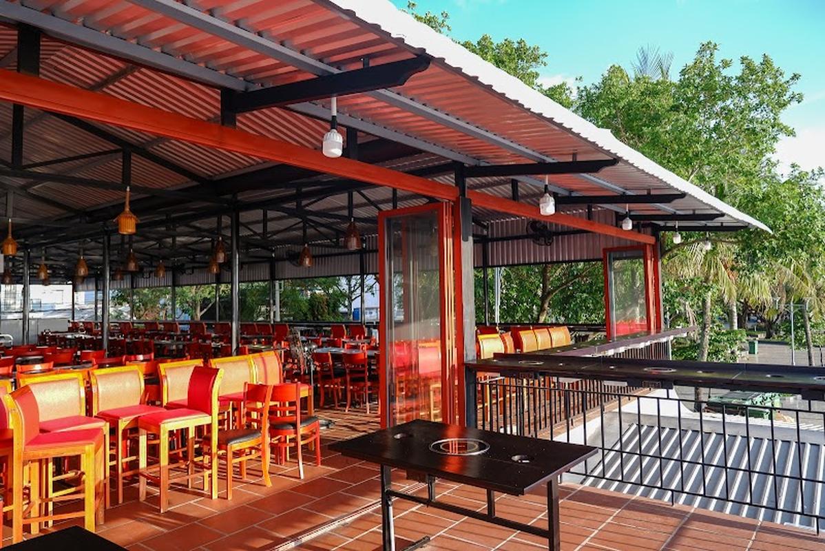 감성적인 푸꾸옥 하이산 돈 톰 훔