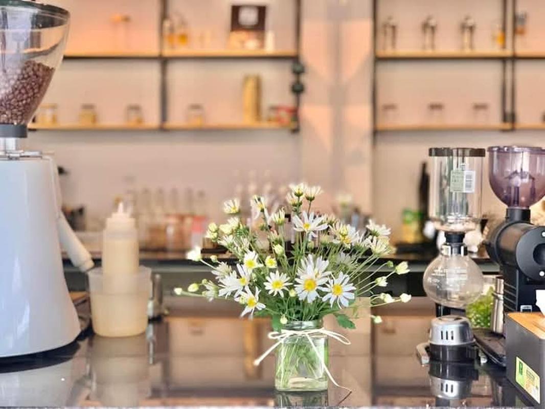 자 카페, 하노이 여행 중 방문