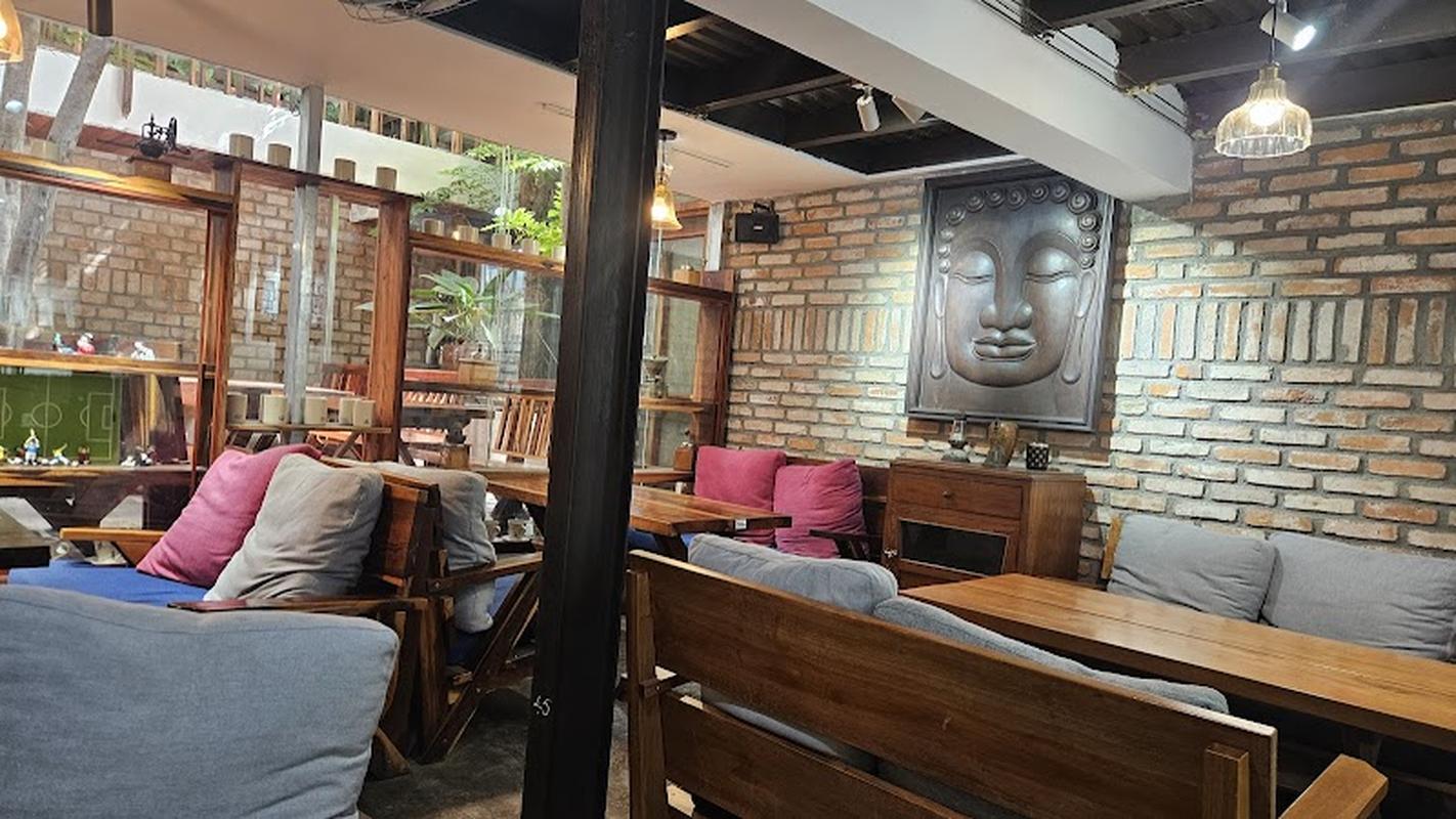 현지 느낌의 나트랑 안 카페 2