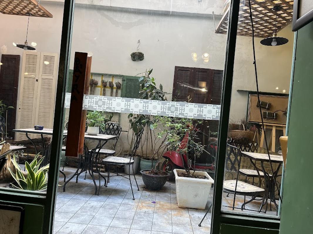 사진 찍기 좋은 매장 몰라 커피